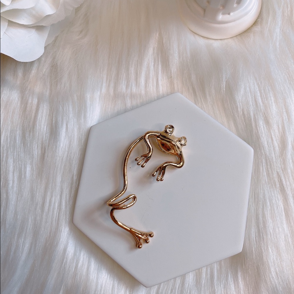 Large Frog Ear Cuff Earring new
